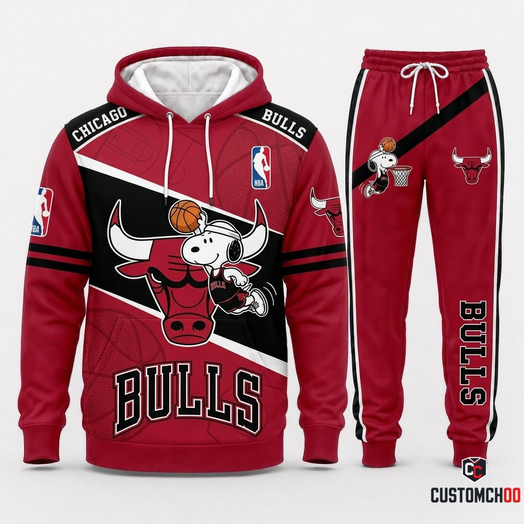 Snoopy NBA 30-Team Slam Dunk Edition Tracksuit Set - Hoodie & Jogger Pants - Chicago Bulls