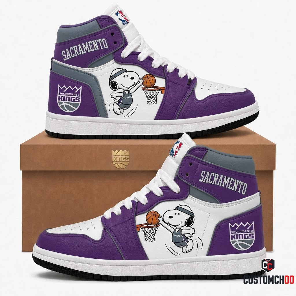 Snoopy NBA 30-Team Slam Dunk Edition Canvas High Top Sneakers - Sacramento Kings
