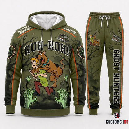 Shaggy & Scooby Graveyard Run Halloween Hoodie and Pants Set