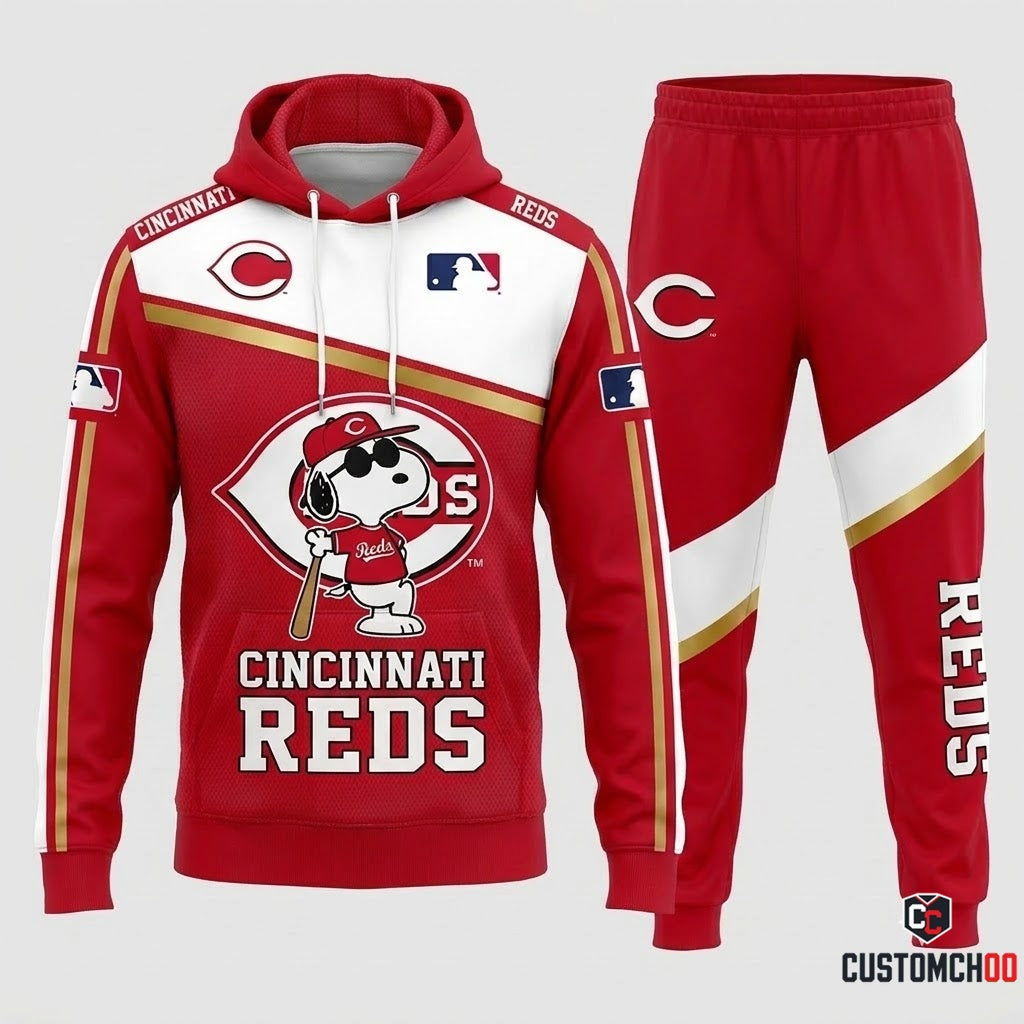Cincinnati Reds - Snoopy MLB 30-Team Fan Tracksuit Set - Hoodie & Jogger Pants (Snoopy baseball fan tracksuit hoodie and pants set)